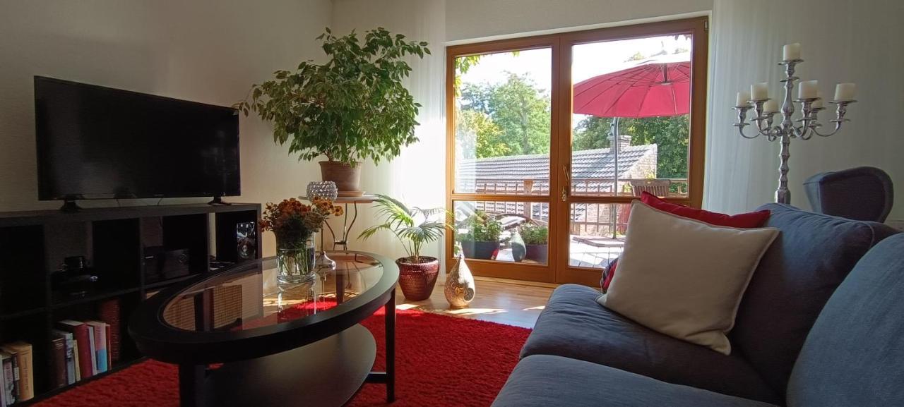 Schlossparkferienwohnungen Rheinsberg Mit Garten Bagian luar foto